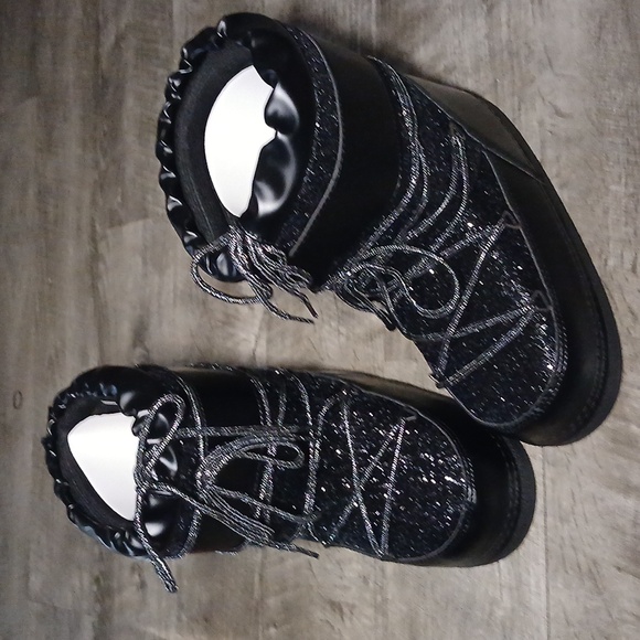 NWT 🌙 black midnight glitter moon boots size 8 - Picture 14 of 17